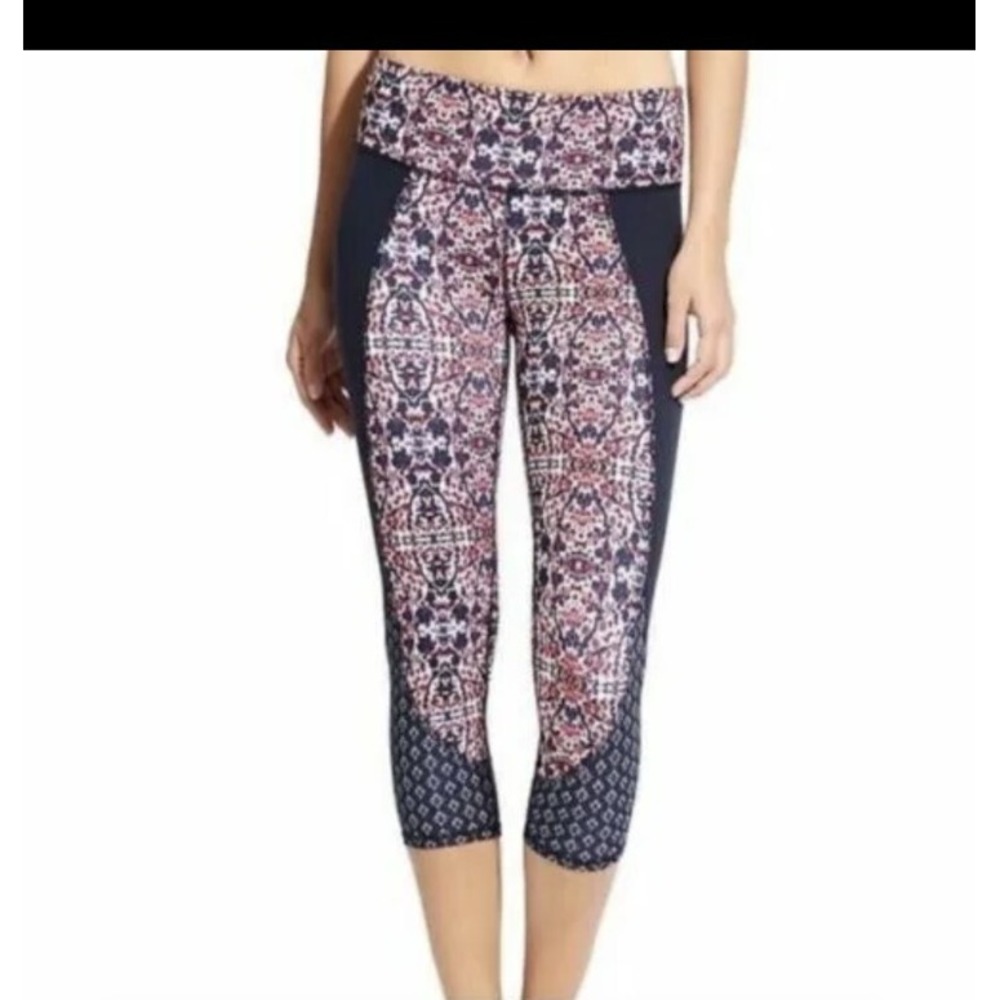 Athleta Leggins Sz XS High Rise Indigo Shores Chaturanga Capri